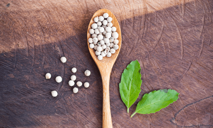 white-pepper-img